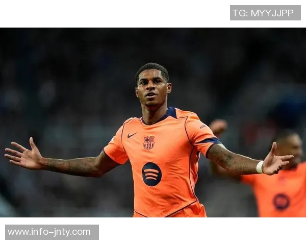 罗马诺透露巴萨对拉什福德表现满意或将最终留队 罗马诺透露巴萨对拉什福德表现满意或将最终留队