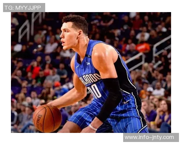 戈登高效表现三分球命中率惊人阿德尔曼称赞其聪明打球无勉强出手