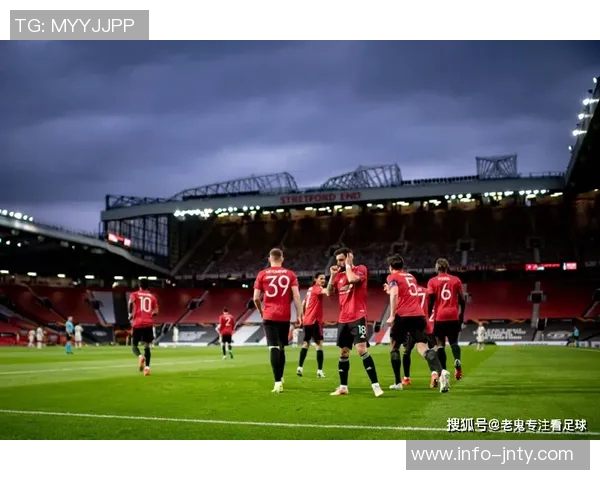 早报:双红会激战正酣曼联绝杀利物浦上演惊心动魄逆转 早报:双红会激战正酣曼联绝杀利物浦上演惊心动魄逆转