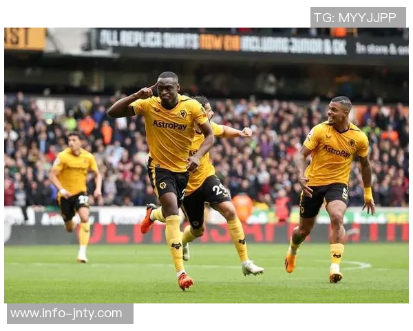 托蒂感慨足球演变强调身体素质10号位天才已成往事 托蒂感慨足球演变强调身体素质10号位天才已成往事