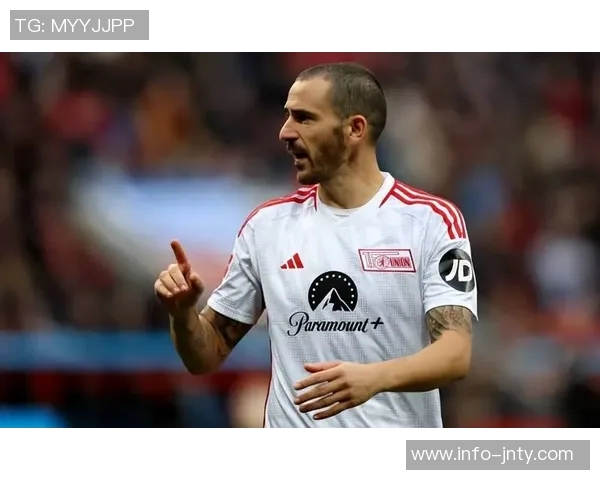 罗马俱乐部关注沙尔克年轻后卫梅尔特坎艾汉报价约800万欧元 罗马俱乐部关注沙尔克年轻后卫梅尔特坎艾汉报价约800万欧元