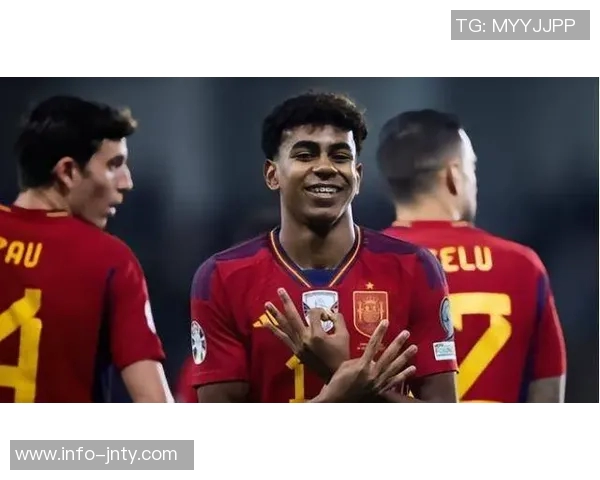 前国脚评亚马尔年轻犯错需包容维尼修斯应接受严厉教训 前国脚评亚马尔年轻犯错需包容维尼修斯应接受严厉教训